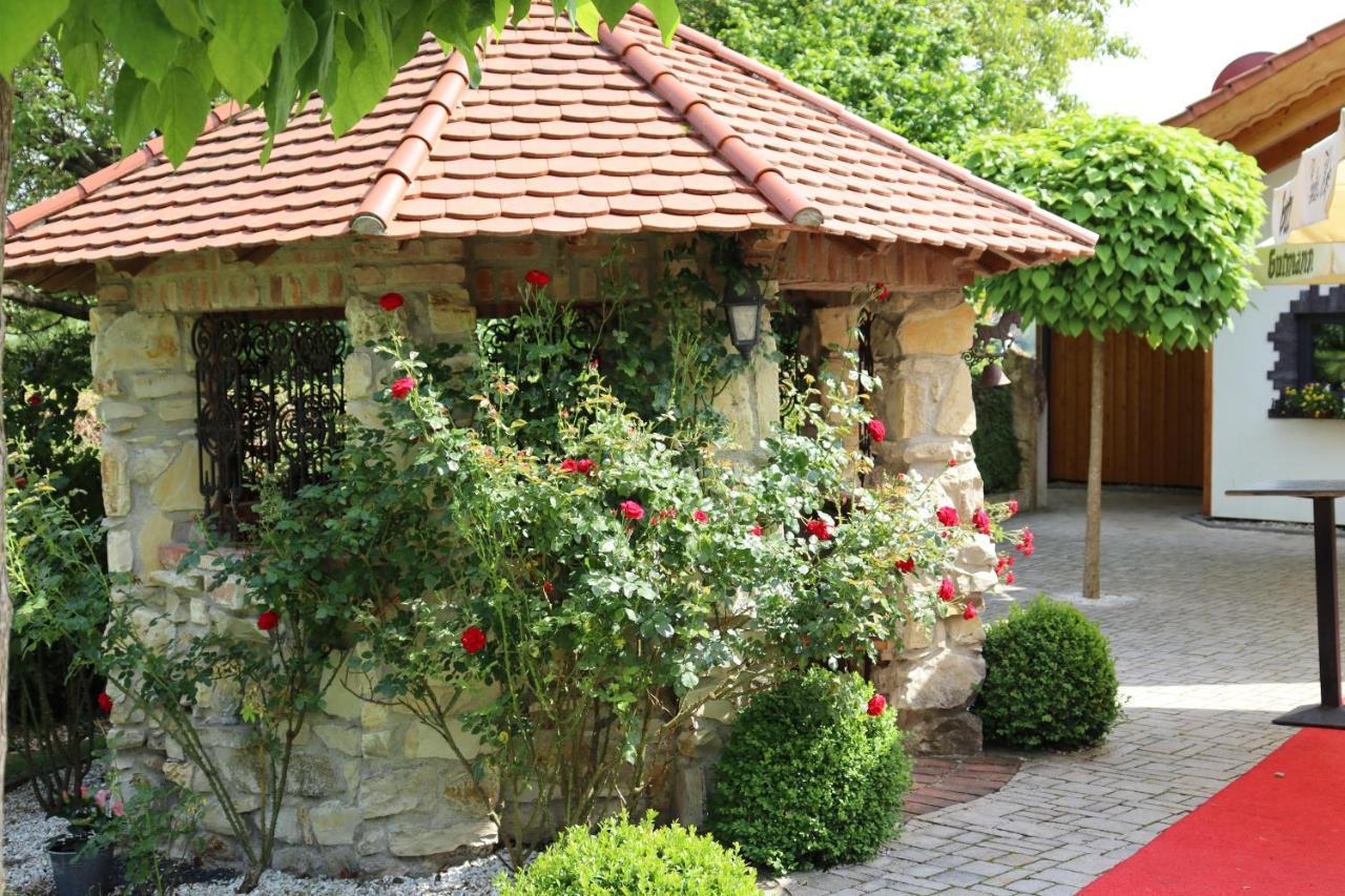 Hotel Landsteakhaus Marxheim Zewnętrze zdjęcie