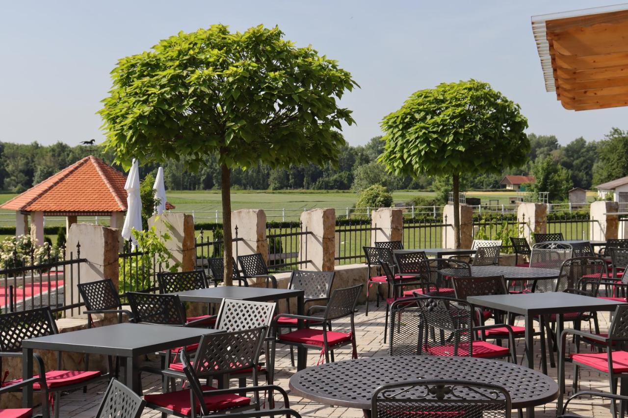 Hotel Landsteakhaus Marxheim Zewnętrze zdjęcie